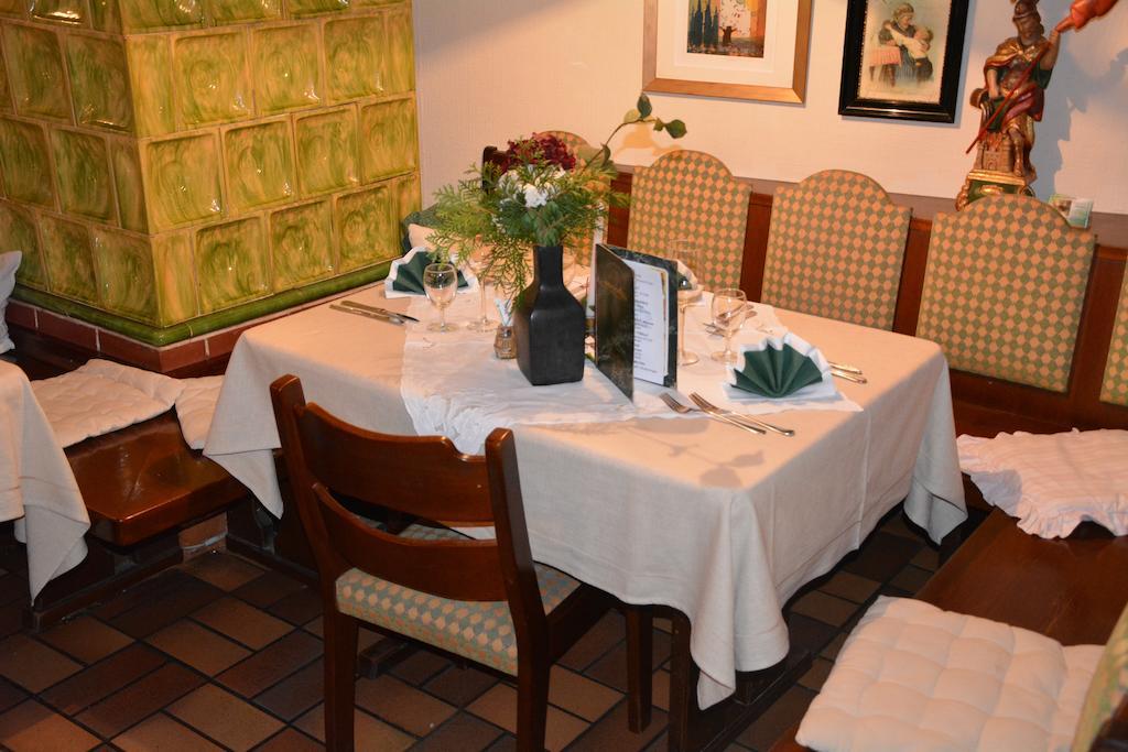 Hotel-Restaurant Fischer Bad Waltersdorf Zewnętrze zdjęcie