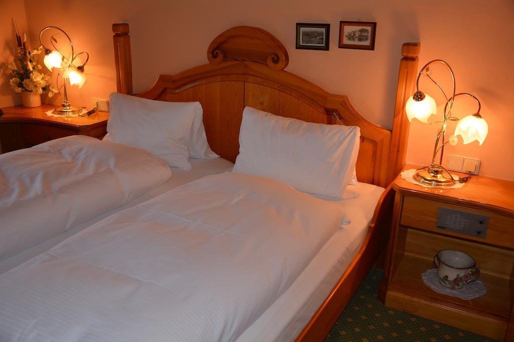 Hotel-Restaurant Fischer Bad Waltersdorf Pokój zdjęcie