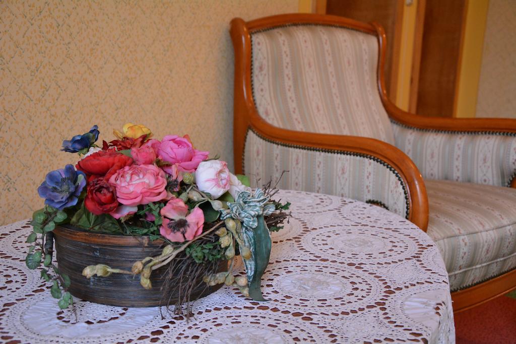 Hotel-Restaurant Fischer Bad Waltersdorf Zewnętrze zdjęcie