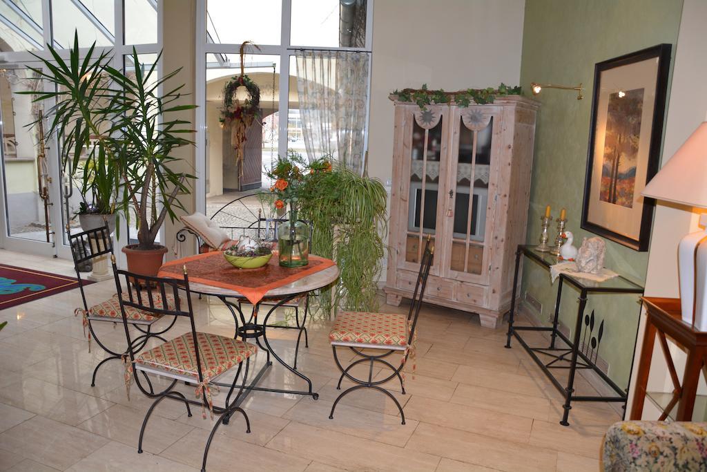Hotel-Restaurant Fischer Bad Waltersdorf Zewnętrze zdjęcie